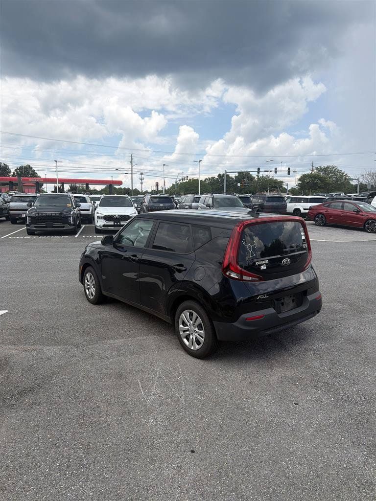 Used 2021 Kia Soul LX FWD image 34