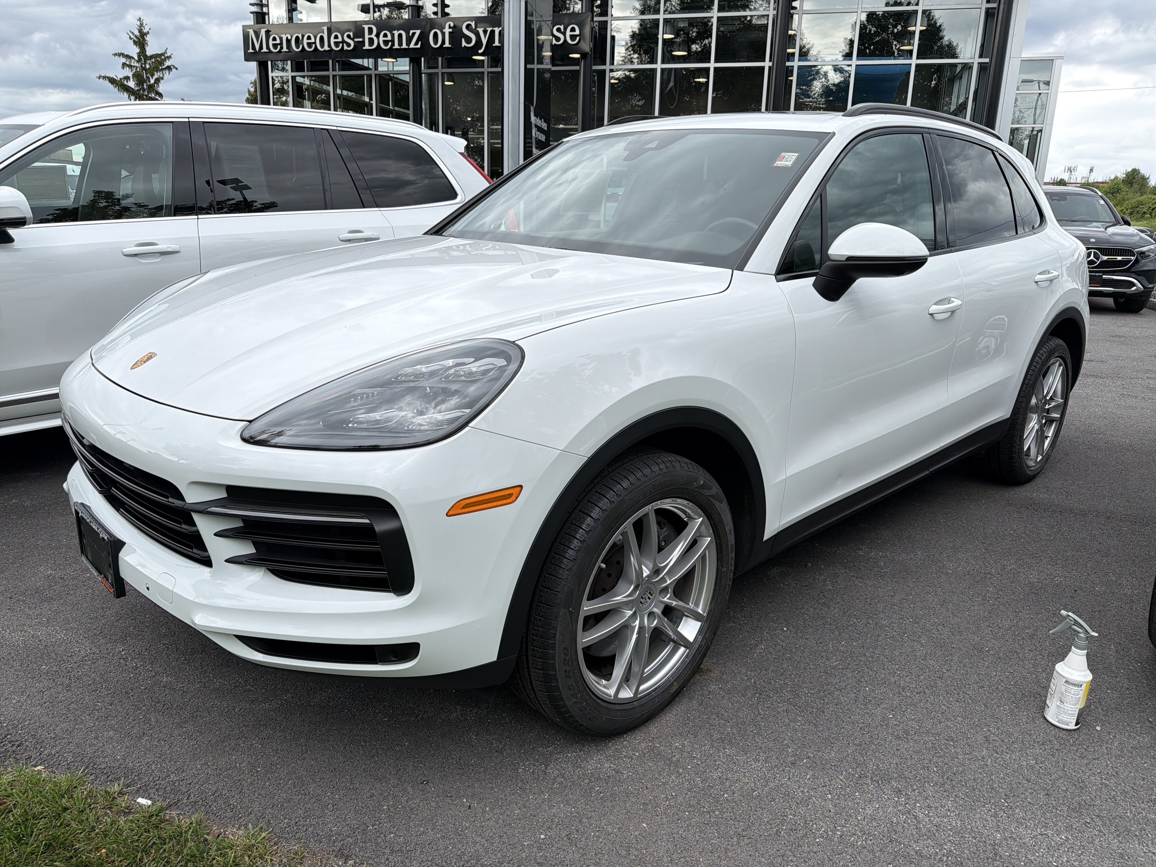 Used 2022 Porsche Cayenne AWD/4WD image 4