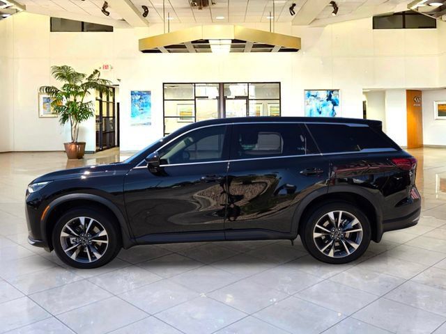 Certified 2026 INFINITI QX60 Pure w/ Cargo Package AWD/4WD image 8