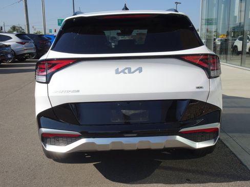Used 2023 Kia Sportage SX AWD/4WD image 4