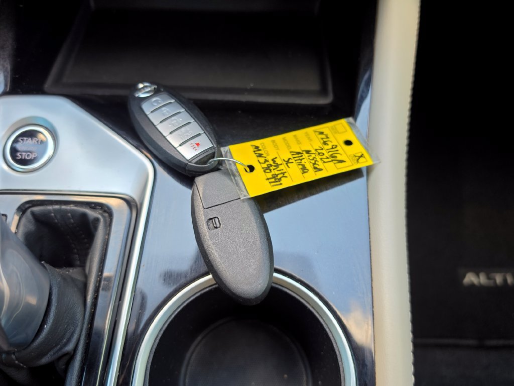 Used 2021 Nissan Altima 2.5 SL FWD image 22