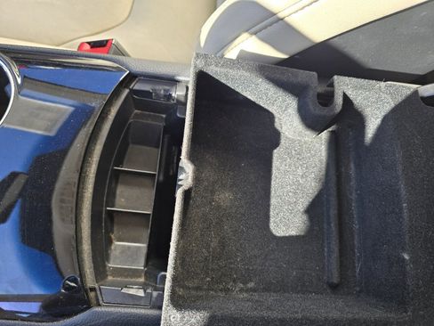 Used 2017 Ford Edge Titanium w/ Technology Package image 34