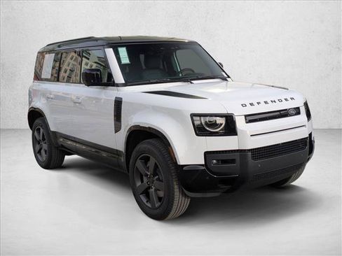 Used 2026 Land Rover Defender 110 X-Dynamic SE AWD/4WD image 7