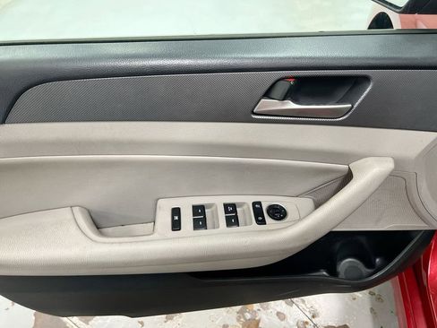 Used 2018 Hyundai Sonata SEL FWD image 15