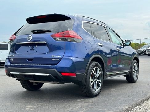Used 2018 Nissan Rogue SL w/ Premium Package AWD/4WD image 8