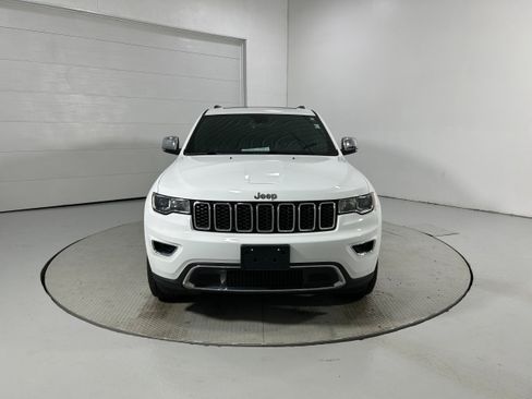 Used 2021 Jeep Grand Cherokee Limited AWD/4WD image 19
