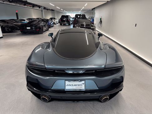 Used 2023 McLaren GT RWD image 4