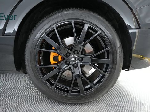 Used 2023 Audi e-tron Chronos w/ Chronos Package AWD/4WD image 9