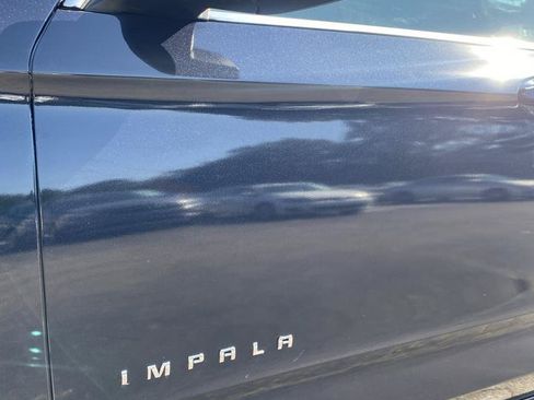 Used 2019 Chevrolet Impala LT FWD image 10