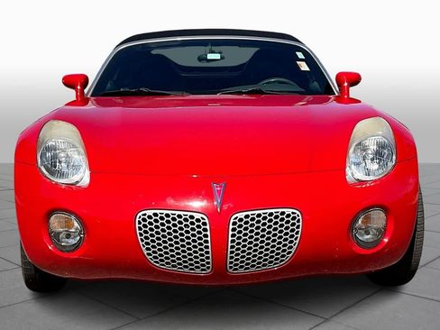 Used 2007 Pontiac Solstice Convertible w/ Premium Package image 3