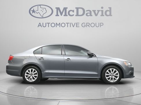 Used 2012 Volkswagen Jetta SE FWD image 31