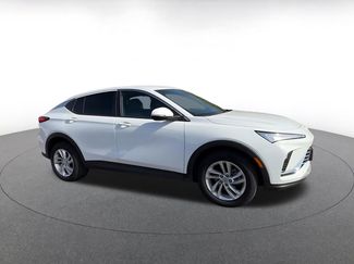 Used 2025 Buick Envista Preferred video 2