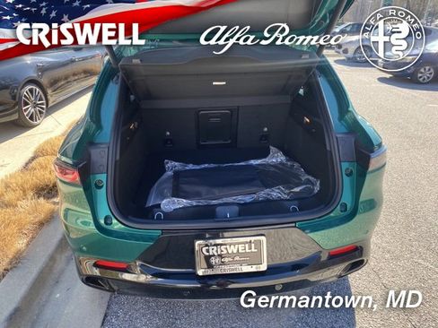 Used 2024 Alfa Romeo Tonale Ti image 10