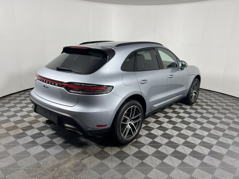 Certified 2026 Porsche Macan AWD/4WD image 7
