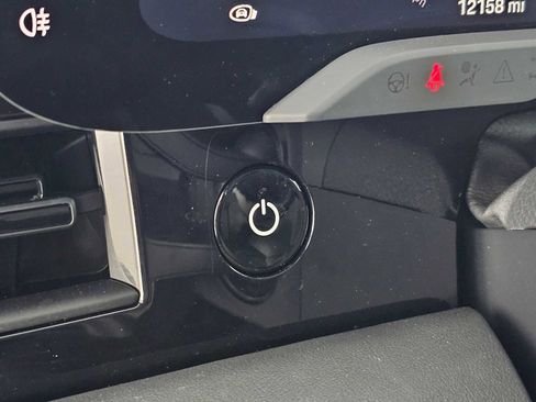 Used 2023 Porsche Taycan w/ Premium Package image 31