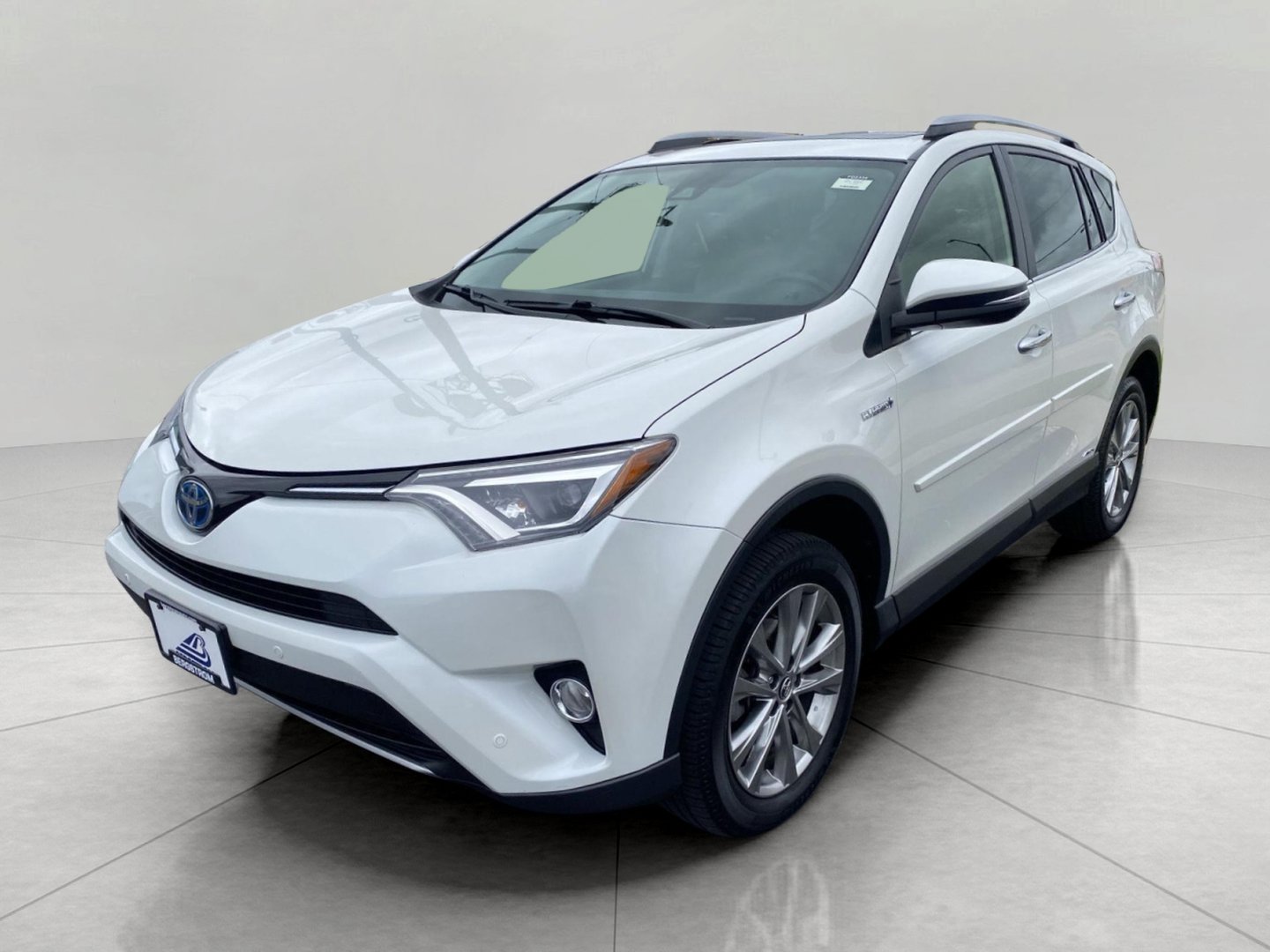 Used 2017 Toyota RAV4 Limited w/ All Weather Liner Package AWD/4WD image 4