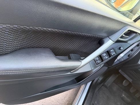 Used 2018 Subaru Forester 2.5i AWD/4WD image 14