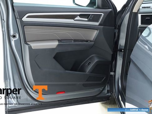 Used 2023 Volkswagen Atlas SE w/ Panoramic Sunroof Package FWD image 57