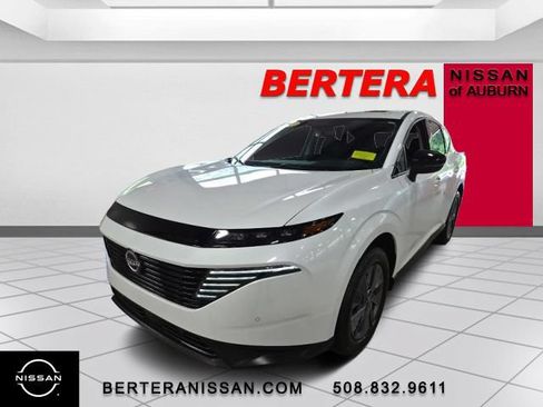 Used 2025 Nissan Murano SL w/ Cargo Package AWD/4WD image 4