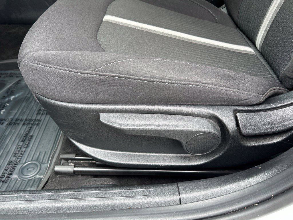Used 2022 Hyundai Sonata Blue FWD image 17
