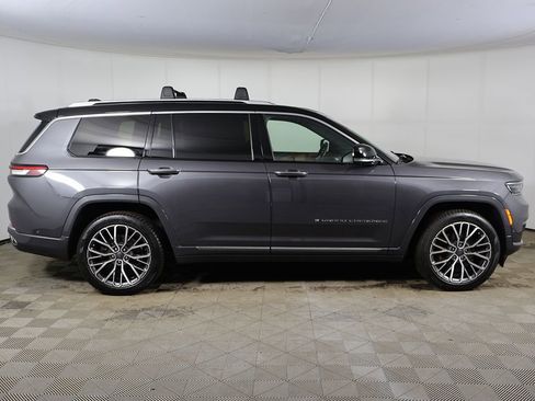 Used 2021 Jeep Grand Cherokee L Summit AWD/4WD image 19
