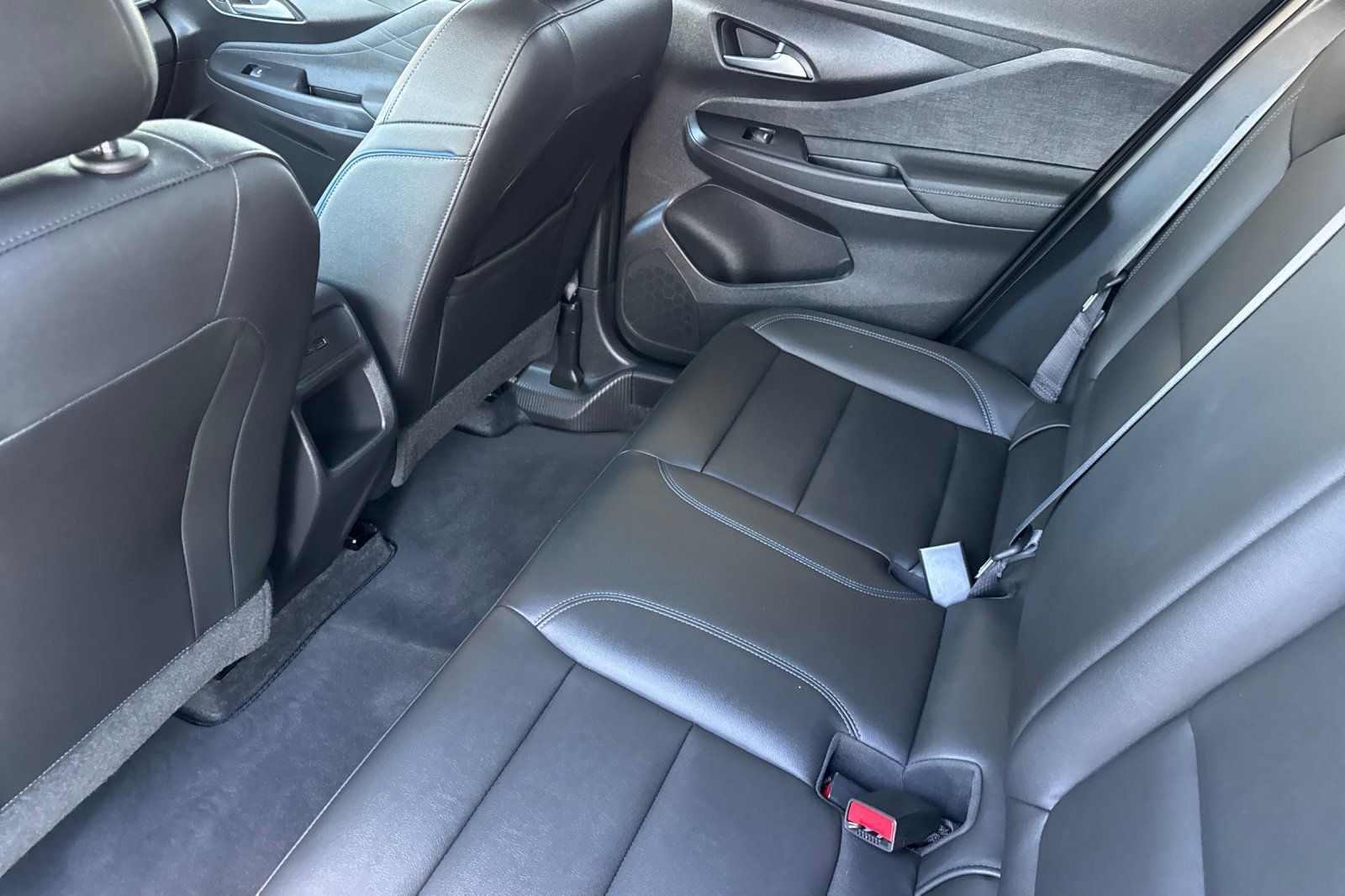 Used 2025 Buick Envista Sport Touring FWD image 13