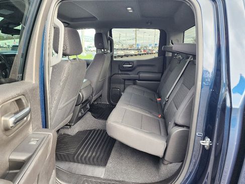 Certified 2023 Chevrolet Silverado 1500 Custom image 31