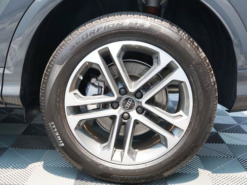 Used 2026 Audi Q5 Premium Plus AWD/4WD image 38