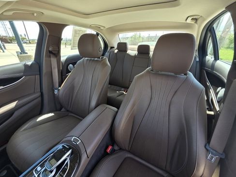 Used 2019 Mercedes-Benz E 300 image 14