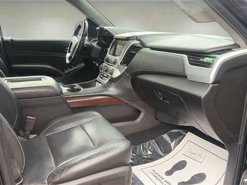 Used 2016 GMC Yukon SLT w/ Open Road Package AWD/4WD image 9