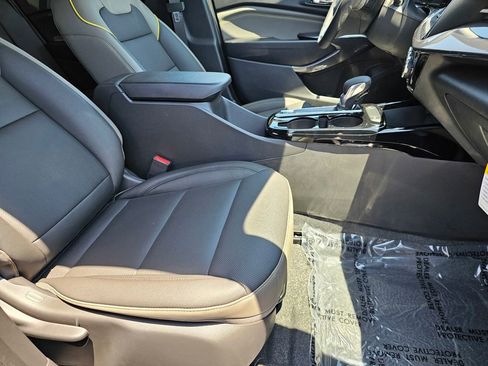 New 2026 Chevrolet Trax ACTIV w/ Driver Confidence Package FWD image 9