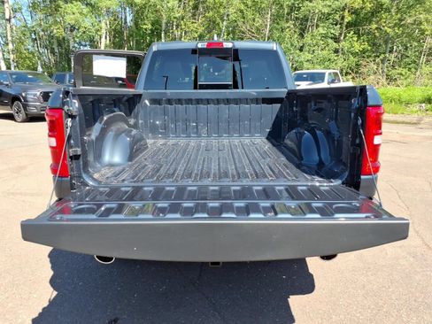 New 2026 RAM 1500 Laramie w/ Sport Appearance Package AWD/4WD image 17