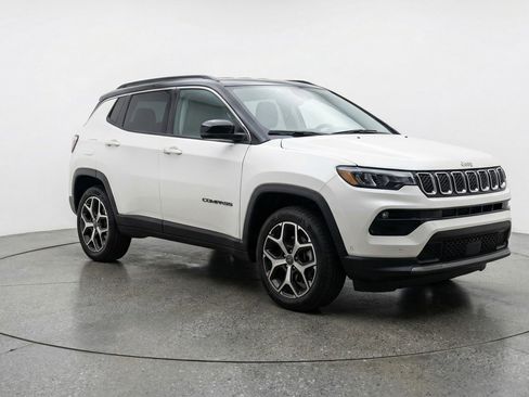 Used 2025 Jeep Compass Limited AWD/4WD image 1