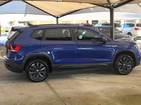 Used 2023 Volkswagen Taos S image 13