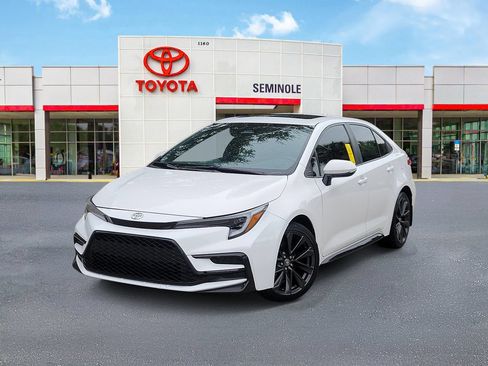 Used 2024 Toyota Corolla SE w/ SE Premium Package FWD image 1