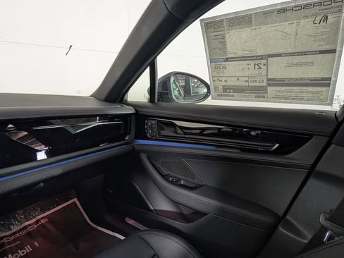 New 2026 Porsche Panamera image 23