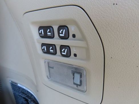 Used 2013 Lexus LX 570 4WD image 13