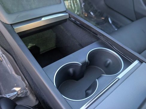 Used 2025 Tesla Model 3 Performance image 29