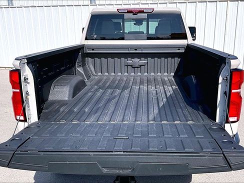 Used 2026 Chevrolet Silverado 2500 ZR2 AWD/4WD image 34