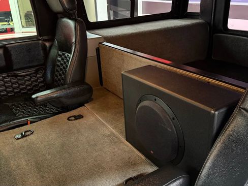 Used 2002 HUMMER H1 4-Door Wagon image 13