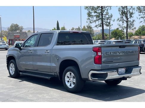 Used 2021 Chevrolet Silverado 1500 LT w/ LPO, Dark Essentials Package RWD image 3