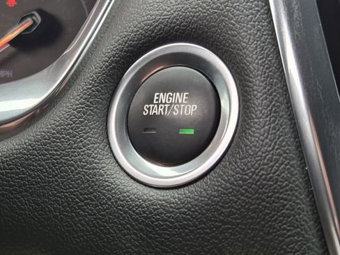Used 2023 Chevrolet Traverse LT AWD/4WD image 20