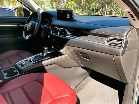 Used 2021 MAZDA CX-5 Carbon Edition image 19