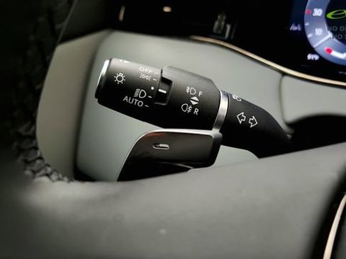 Used 2026 Land Rover Range Rover Evoque S AWD/4WD image 59