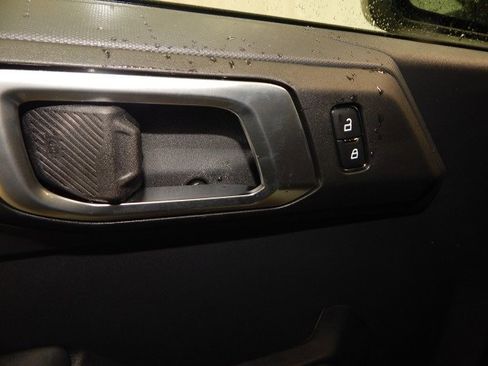 New 2025 Ford Bronco Big Bend image 16