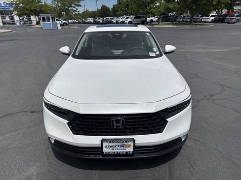 Certified 2023 Honda Accord EX image 3