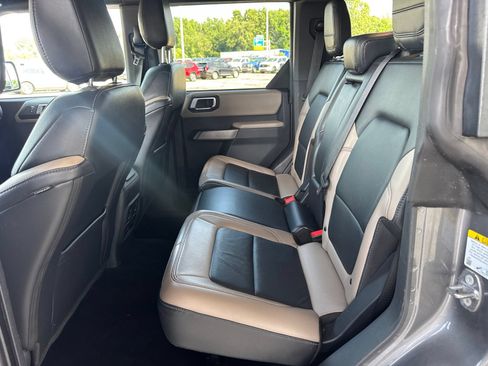 Certified 2023 Ford Bronco Wildtrak AWD/4WD image 38