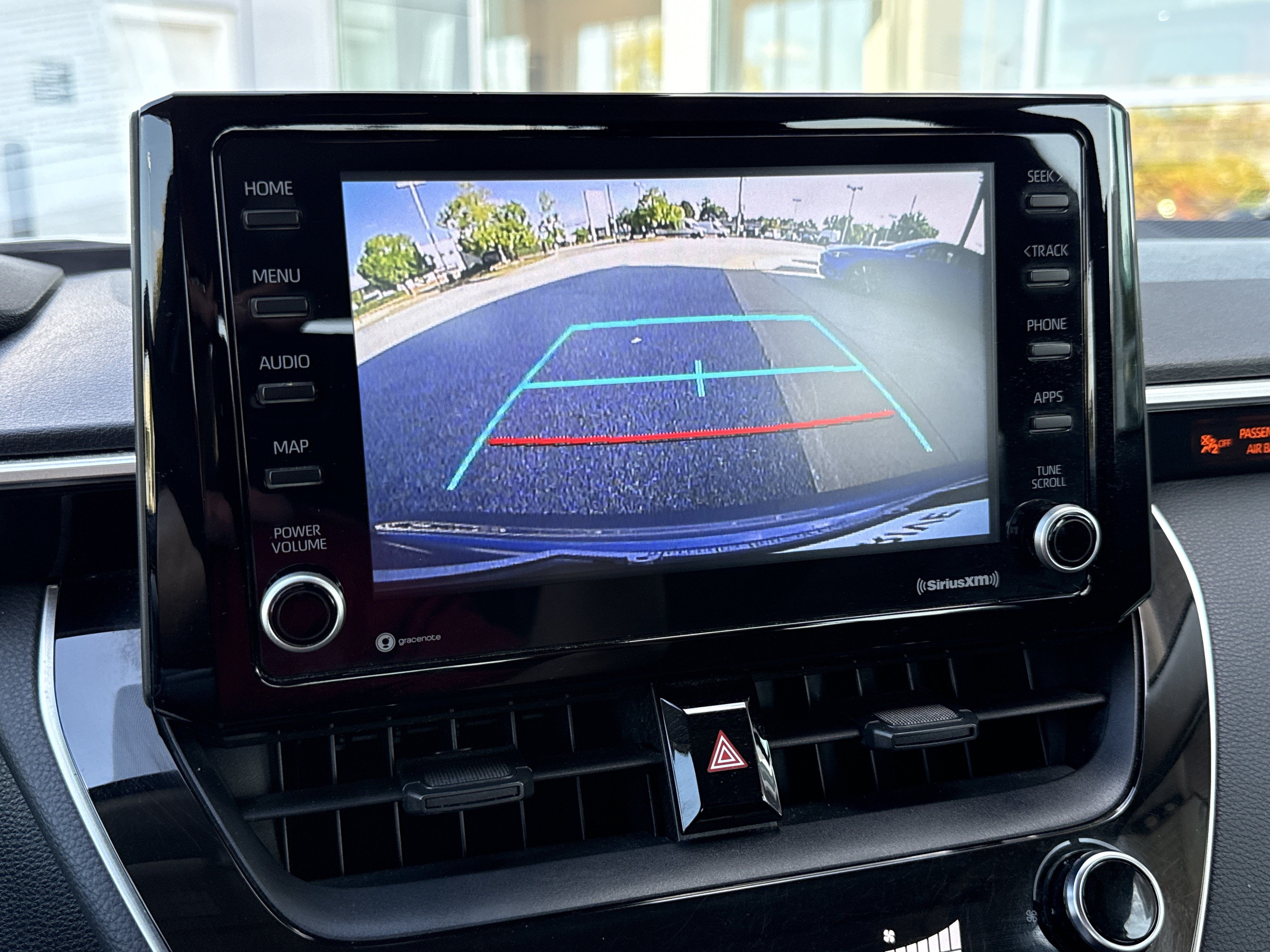 Used 2022 Toyota Corolla LE FWD image 36