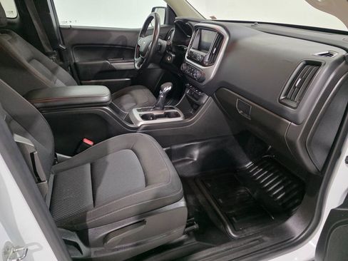 Used 2022 Chevrolet Colorado LT w/ Fleet Safety Package image 22