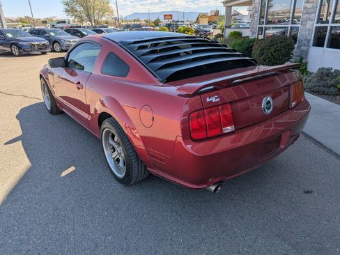 Used 2006 Ford Mustang GT Premium image 3
